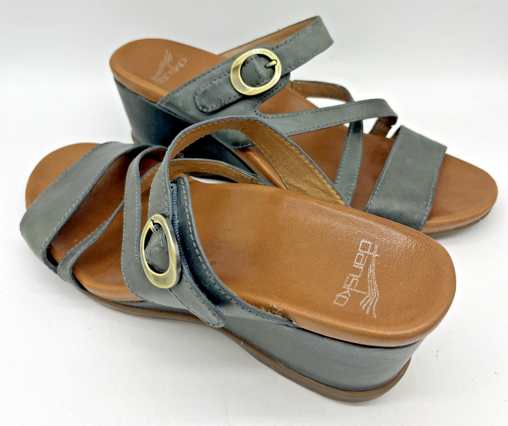 Dansko Ana Sandals Shoes Women's Size EU 39 Green Leather Strappy Wedge Mule
